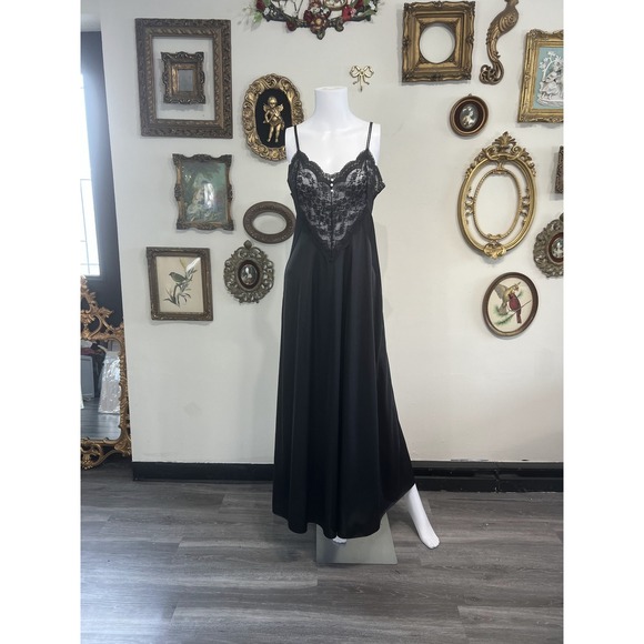 Dresses & Skirts - Collectibles by JCPenney Vintage Black Antron Nylon Lace Trim Nightgown Small